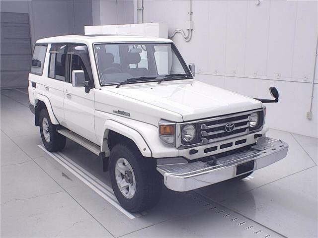 Toyota LAND CRUISER 2000 8088017-0