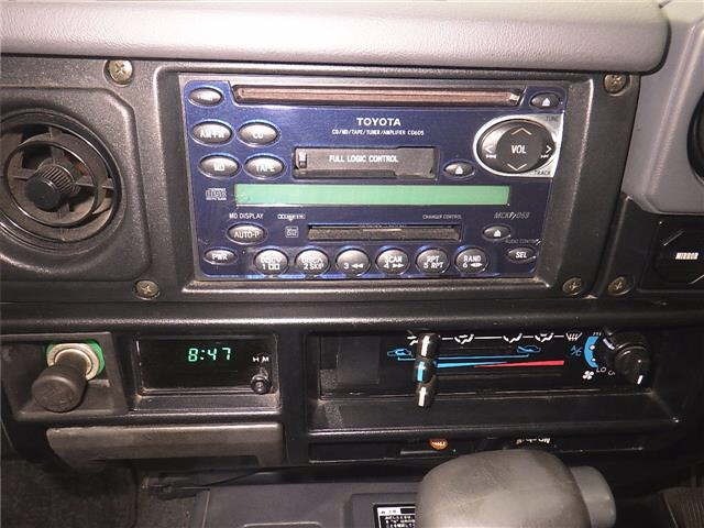 Toyota LAND CRUISER 2000 8088017-6