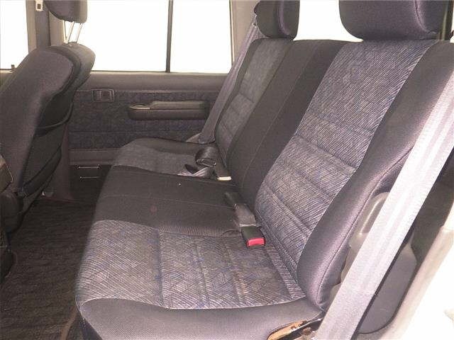 Toyota LAND CRUISER 2000 8088017-7