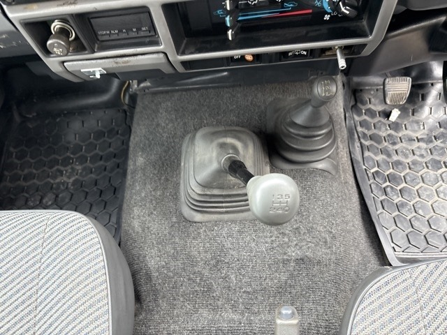 Toyota LAND CRUISER 1993 8088018-5