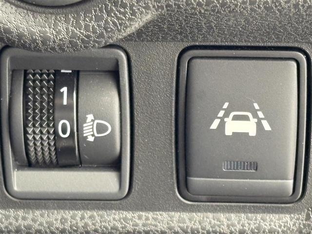 Nissan NOTE 2016 8086364-10