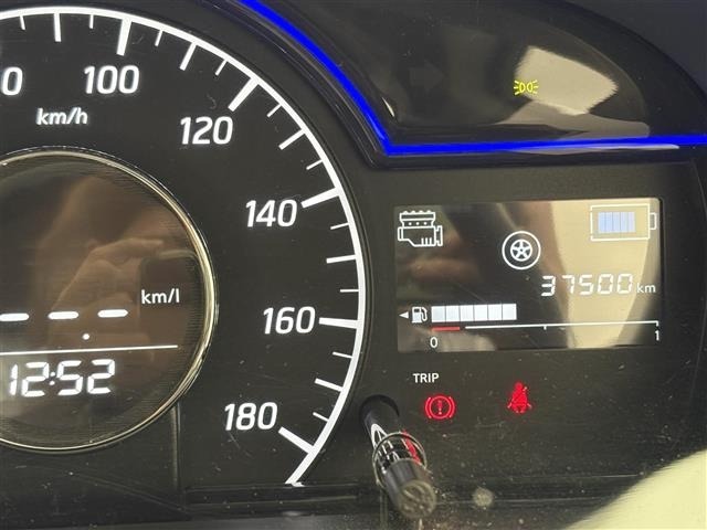 Nissan NOTE 2016 8086364-3