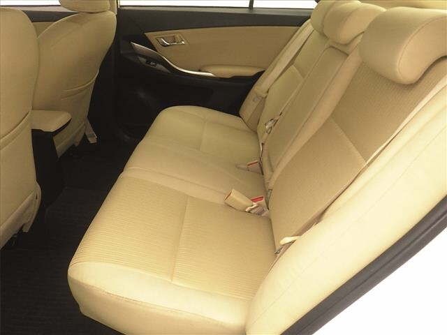 Toyota PREMIO 2020 8088260-7