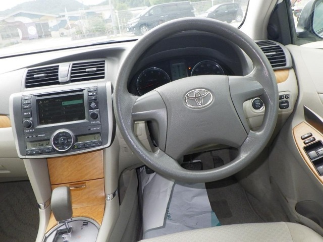 Toyota PREMIO 2009 8088261-3