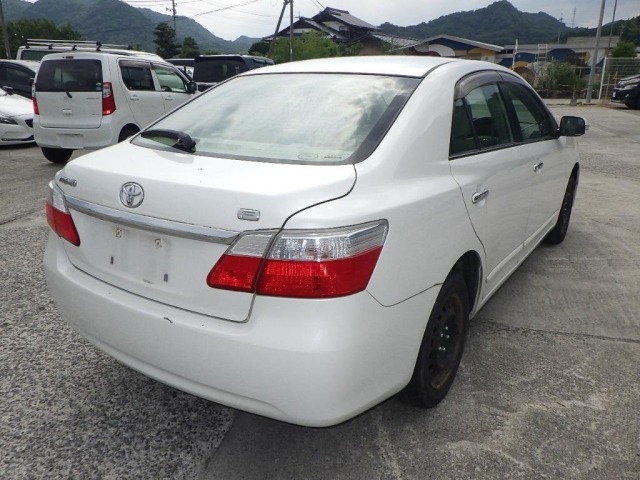 Toyota PREMIO 2009 8088261-5