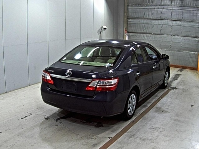 Toyota PREMIO 2015 8088267-5