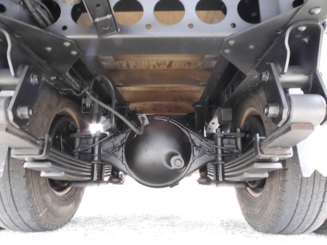 Mazda TITAN 2016 8086994-6