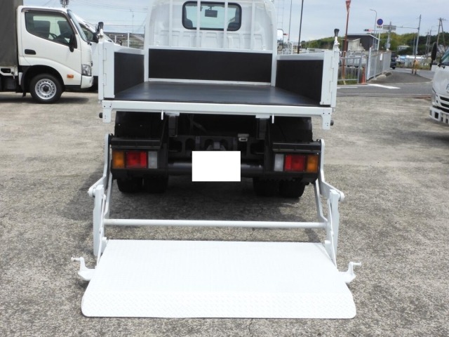 Mazda TITAN 2016 8086994-7
