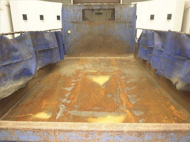 Mazda TITAN 2012 8086996-6