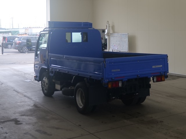 Mazda TITAN 2023 8086997-1