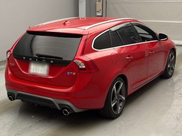 Volvo V60 2014 8086484-1