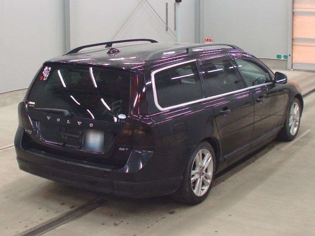 Volvo V70 2011 8086541-1
