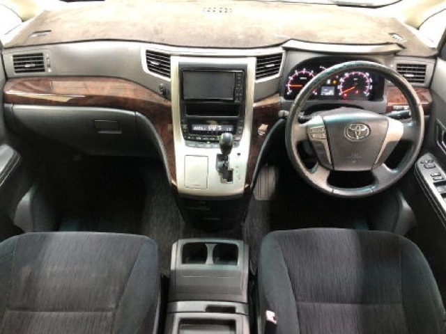 Toyota VELLFIRE 2012 8086418-4
