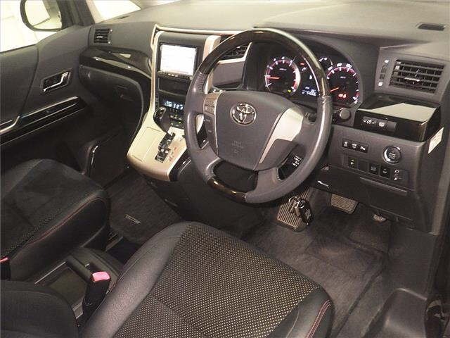 Toyota VELLFIRE 2014 8086427-3
