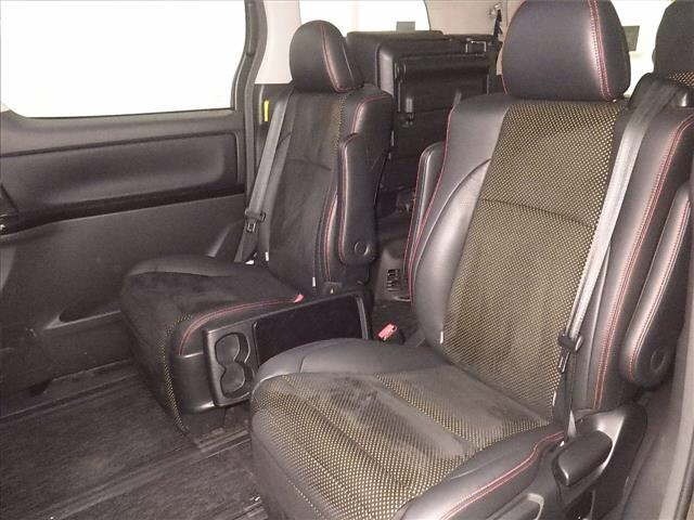 Toyota VELLFIRE 2014 8086427-7