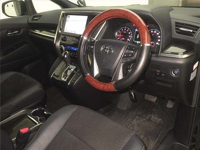 Toyota VELLFIRE 2021 8086430-3
