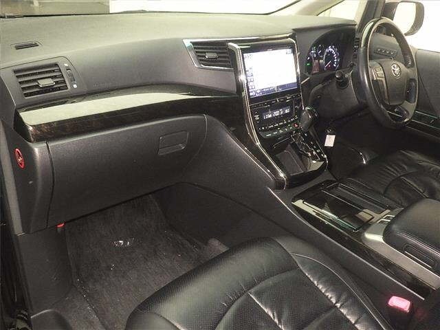 Toyota VELLFIRE 2013 8086431-4