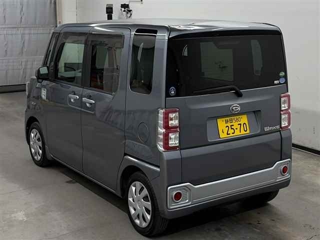 Daihatsu WAKE 2016 8086951-1