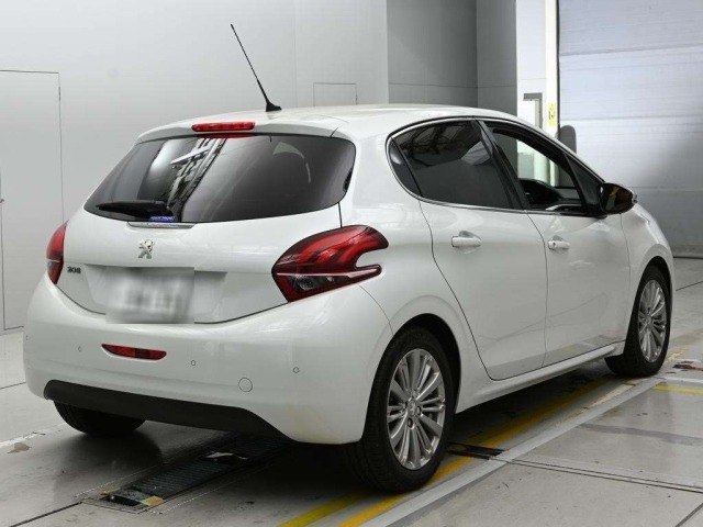 Peugeot 208 2018 8092809-1