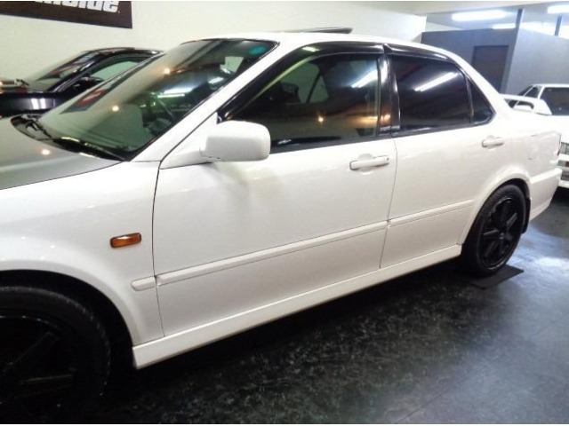 Honda ACCORD 2000 8104259-11