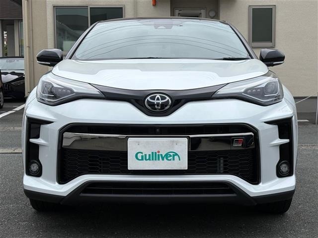 Toyota C-HR 2023 8092714-15