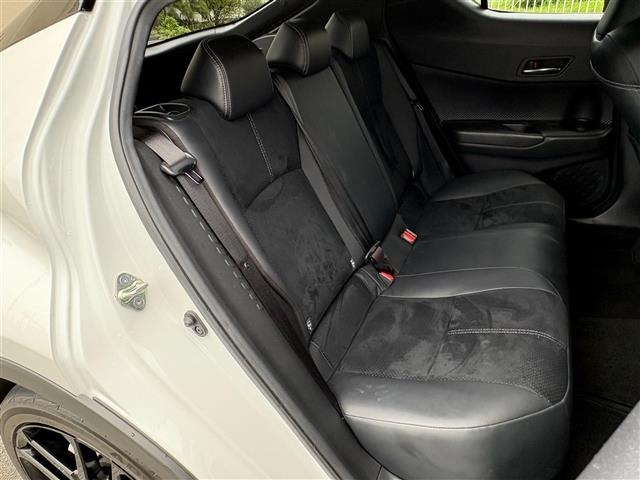 Toyota C-HR 2023 8092714-2
