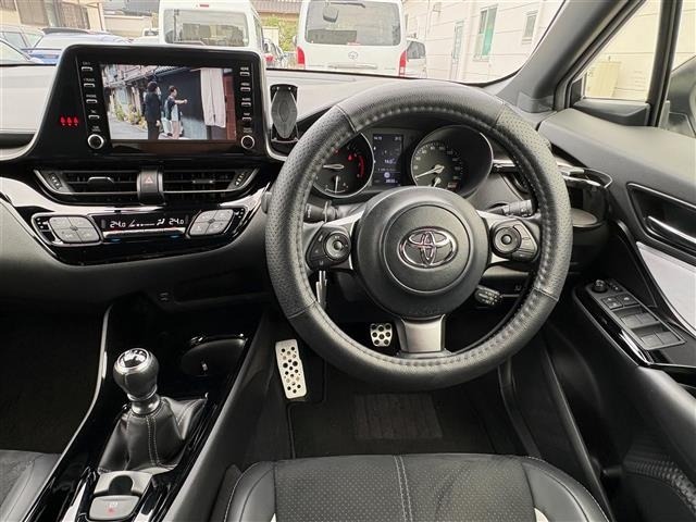 Toyota C-HR 2023 8092714-3