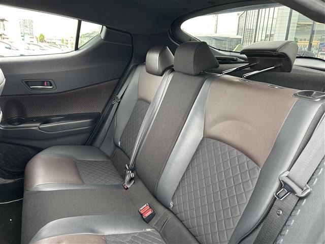 Toyota C-HR 2018 8092726-10