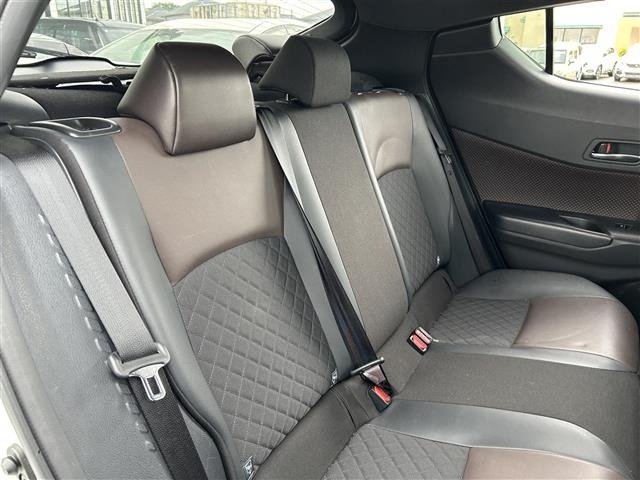 Toyota C-HR 2018 8092726-11
