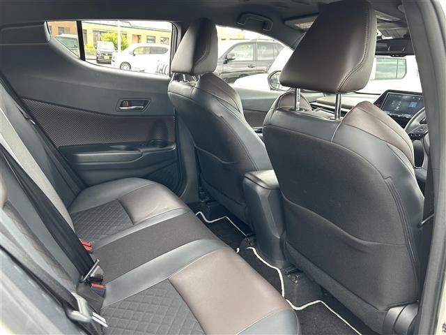 Toyota C-HR 2018 8092726-4