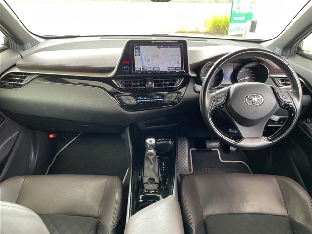 Toyota C-HR 2017 8092727-14