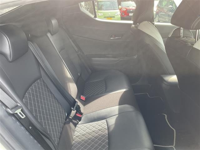 Toyota C-HR 2019 8092742-6