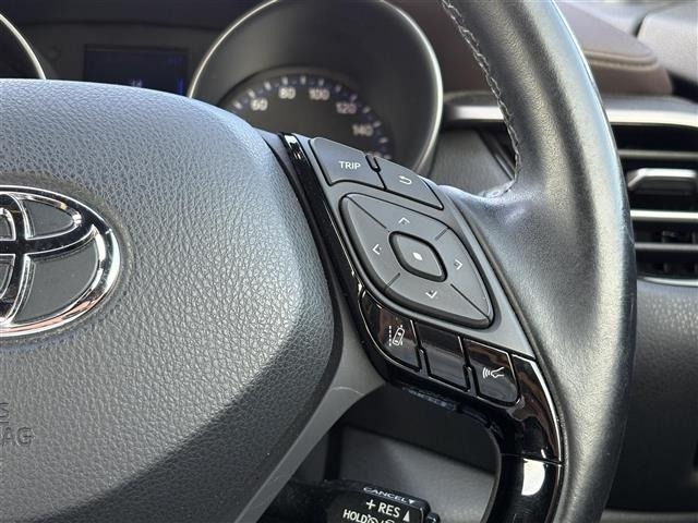 Toyota C-HR 2017 8092749-1