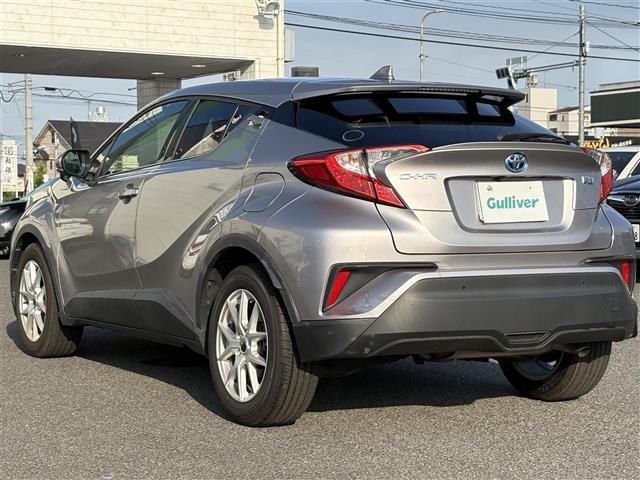 Toyota C-HR 2017 8092749-13