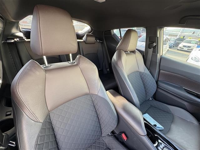 Toyota C-HR 2017 8092749-4