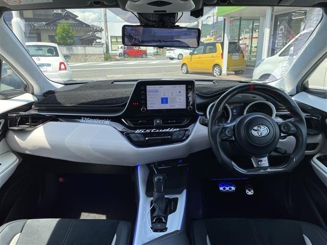 Toyota C-HR 2019 8092773-14