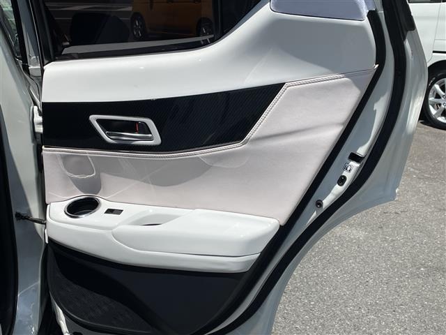 Toyota C-HR 2019 8092773-22