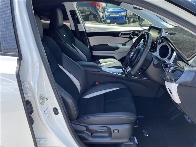 Toyota C-HR 2019 8092773-6