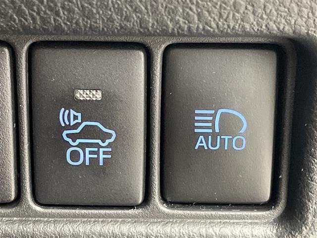 Toyota C-HR 2019 8092789-22