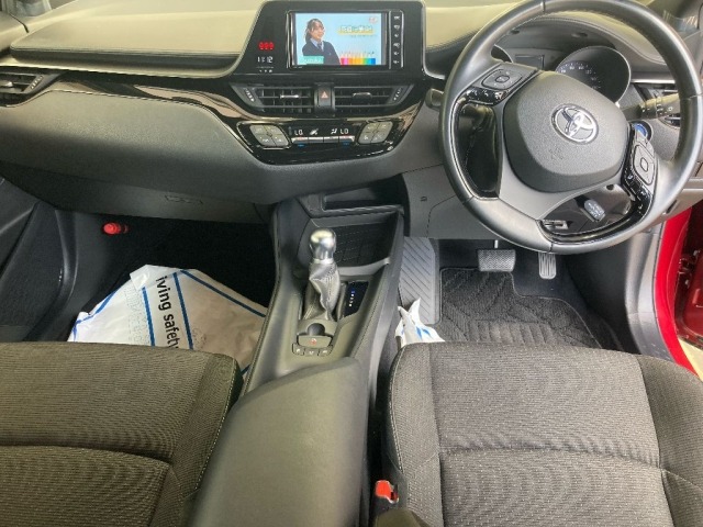 Toyota C-HR 2019 8092792-4