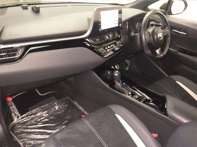Toyota C-HR 2020 8092824-4
