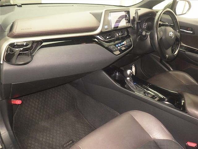 Toyota C-HR 2017 8092828-4