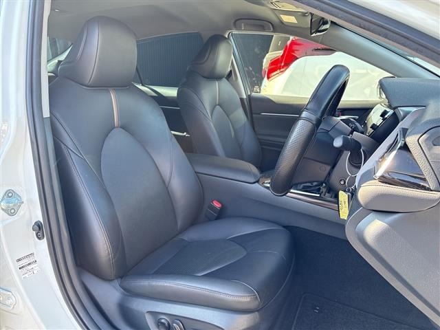 Toyota CAMRY 2017 8093833-4