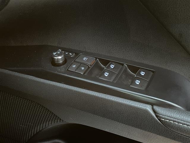 Toyota CAMRY 2019 8093840-4