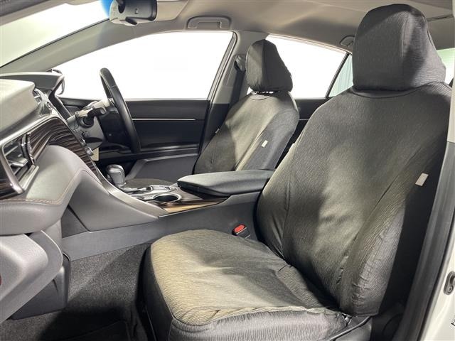 Toyota CAMRY 2019 8093851-9