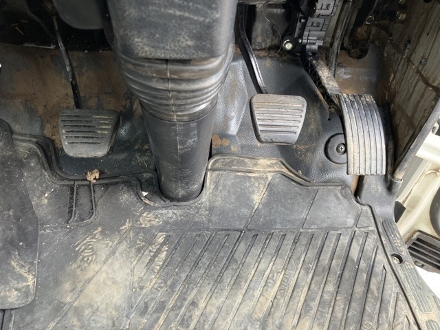 Mitsubishi CANTER 2018 8099957-4