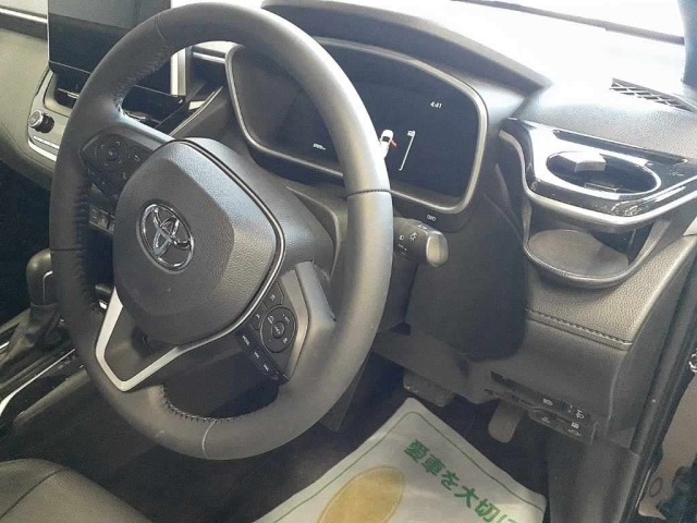 Toyota COROLLA CROSS 2024 8104698-9