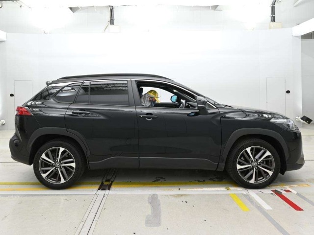 Toyota COROLLA CROSS 2024 8104701-3