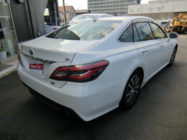 Toyota CROWN 2018 8090848-1