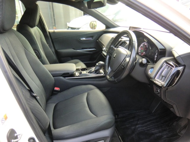 Toyota CROWN 2018 8090848-10